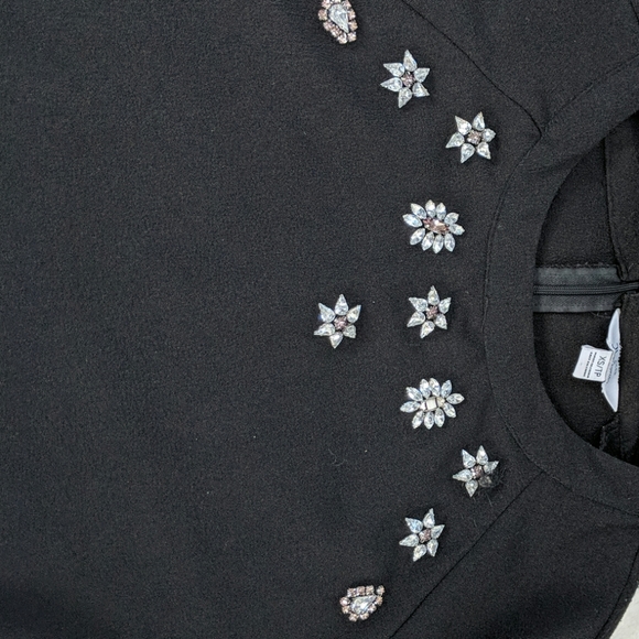 Black shirt with silver embellishments - Picture 3 of 4